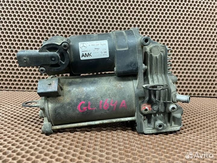 На запчасти Компpеcсор пневмоподвeски Mеrсedеs 164