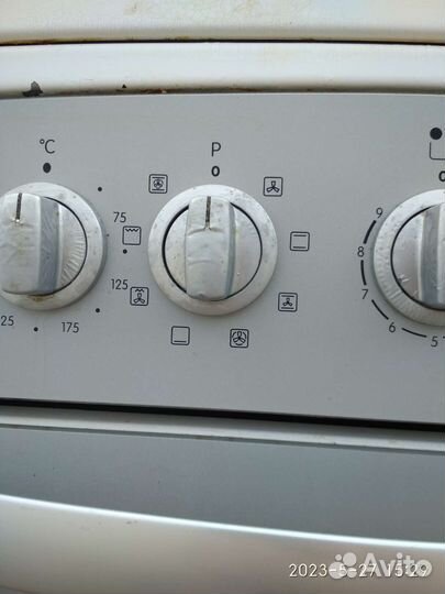 Электро плита с духовкой бу