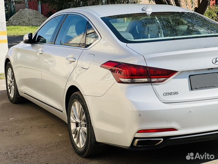 Hyundai Genesis, 2014