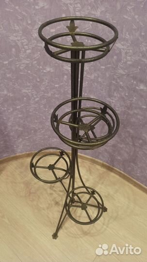 Подставка для цветов напольная металлическая