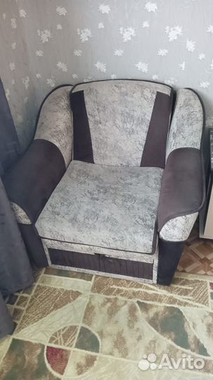 Продам диван и кресло