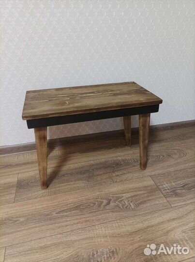 Журнальный столик