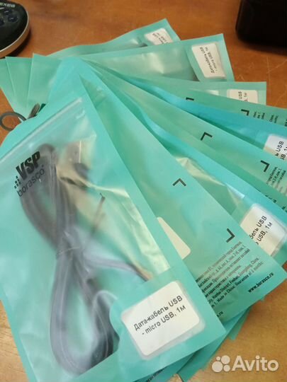 Дата-кабель USB - micro USB