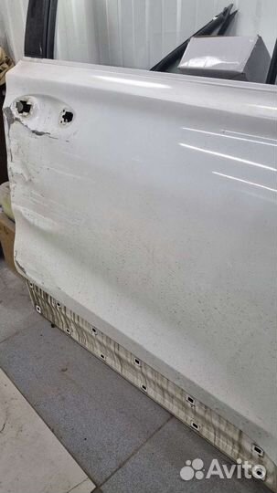 Дверь правая Hyundai Santa Fe