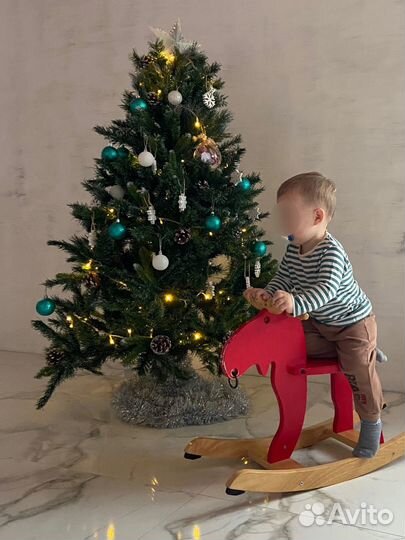 Елка искусственная