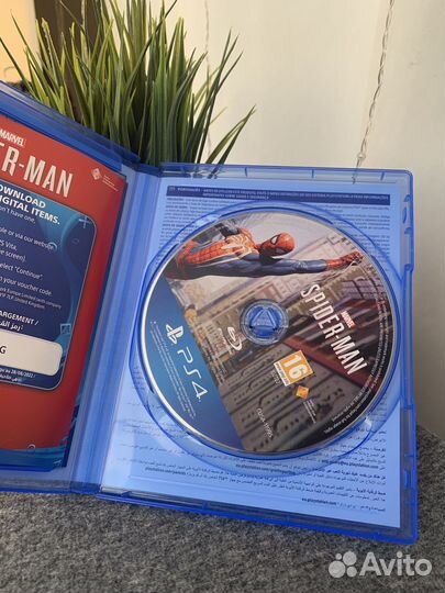 Игра ps4 Человек-паук (Spider man)