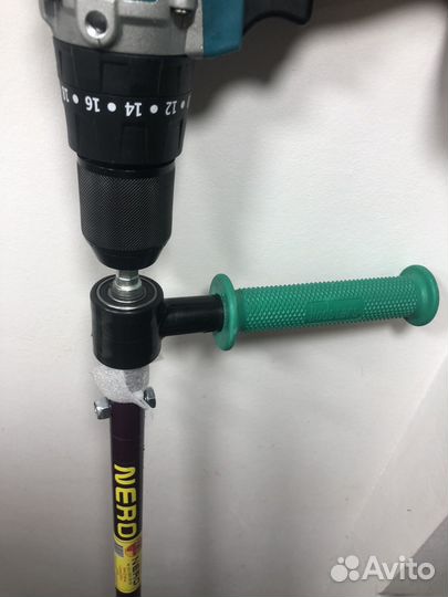 Ледобур с шуруповертом 130