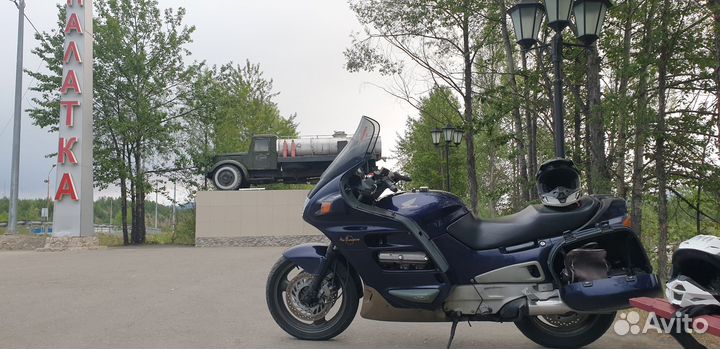 Honda ST1100 Pan European