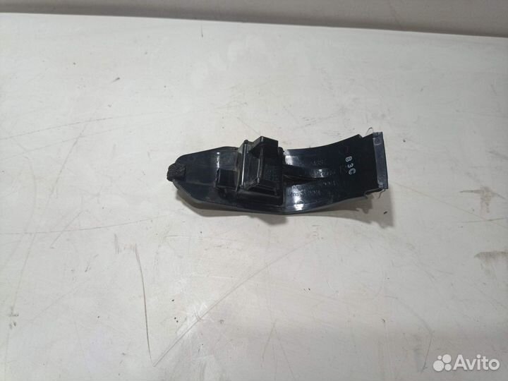 Повторитель поворота в зеркало Toyota RAV4 40