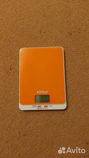 Продам кухонные весы Kitfort кт-803-5, оранжевые
