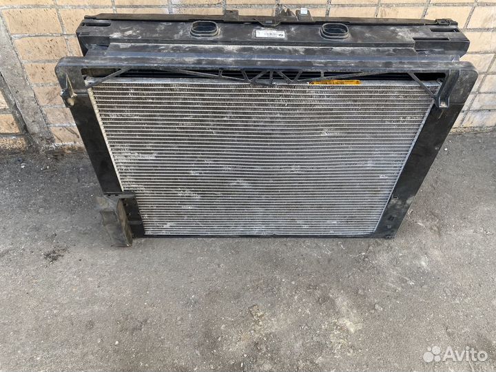 Кассета радиатора на BMW F10 F06 F01 F07 3.0d
