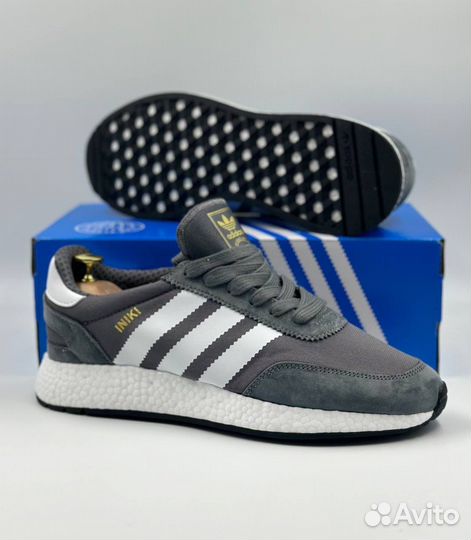 Adidas Iniki
