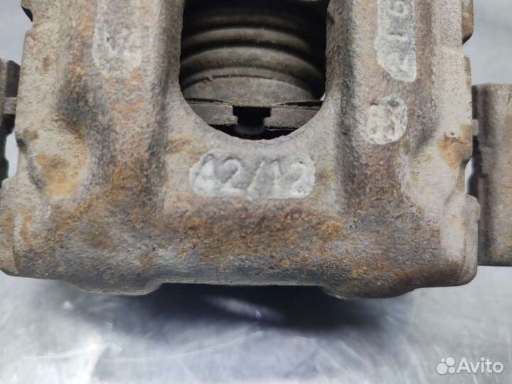 Суппорт тормозной BMW X5 E53 2000 г.в