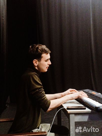 Педагог по вокалу