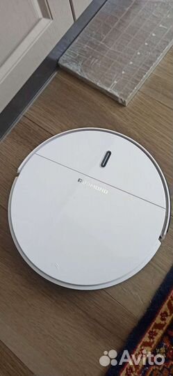 Робот пылесос redmond rv r450