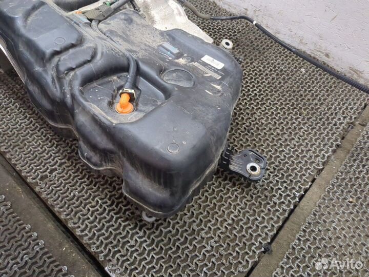 Бак топливный Volvo S90, 2018