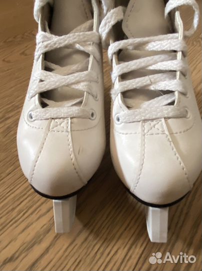 Коньки фигурные Gold 35 р