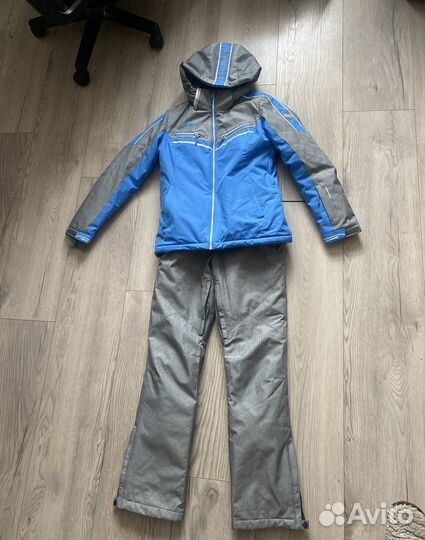 Горнолыжный костюм