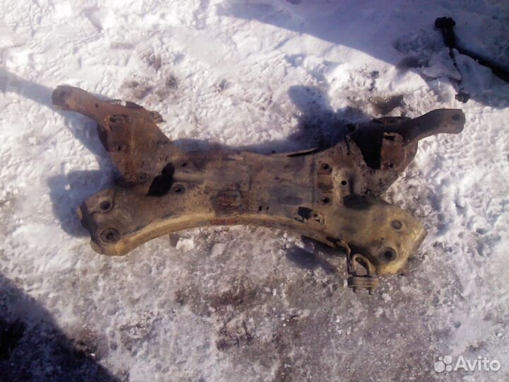 Подрамник передний Kia Sportage 2010-2015