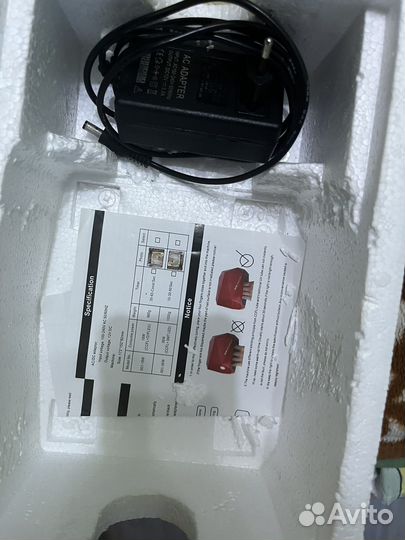 Фен для волос и лампа для маникюра