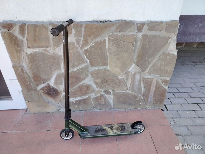 Трюковой самокат