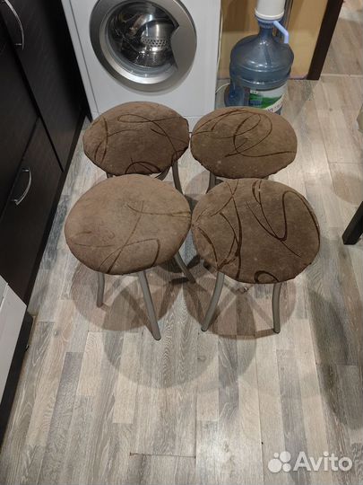 Табуретки для кухни бу 4шт