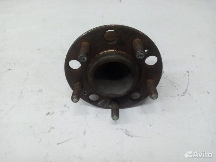 Ступица с подшипником в сборе задняя левая Kia