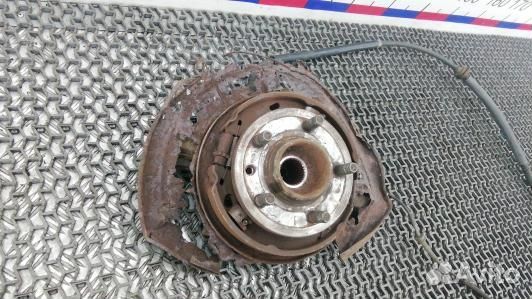 Ступица задняя левая land rover discovery 3 (CSL17