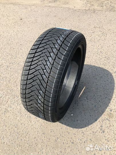 Triangle TA01 215/55 R16 98V