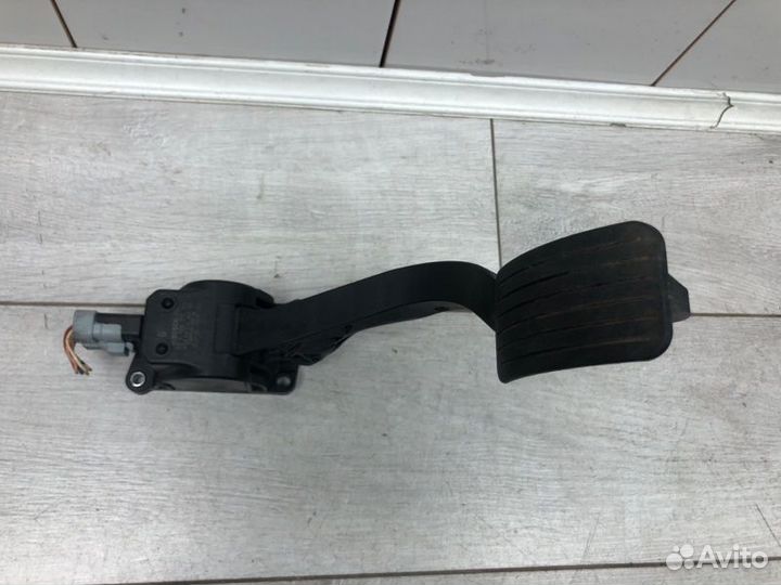 Педаль газа Peugeot Partner фургон 9HZ (DV6TED4)
