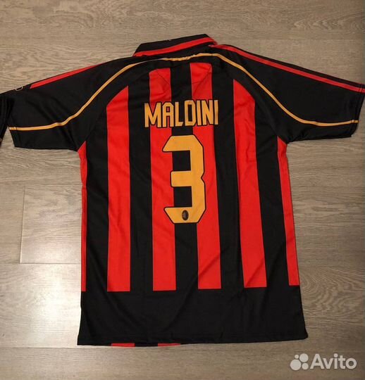Ретро футболка Милан Мальдини
