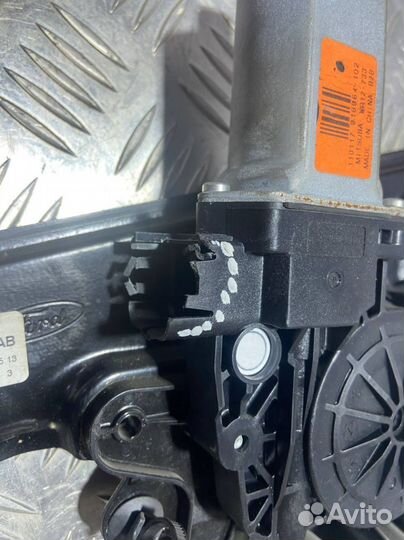 Стеклоподъемник Ford Focus 3