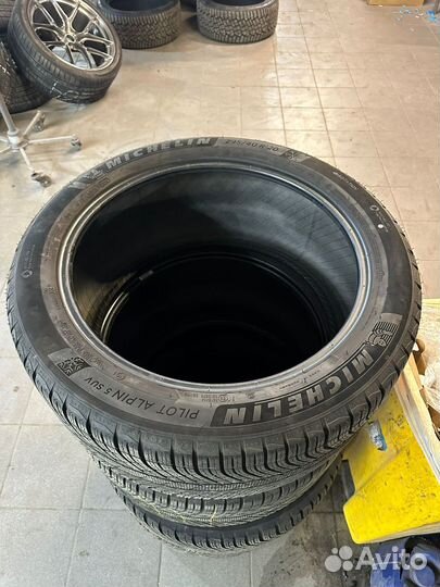 Michelin Pilot Alpin 5 SUV 265/45 R20 и 295/40 R20