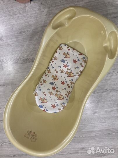 Ванночка для купания с горкой