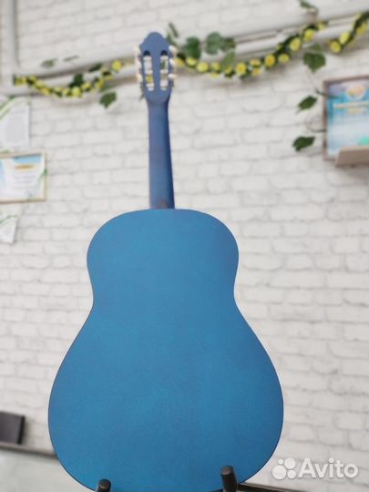 Классическая гитара Fabio (матовая) синий цвет