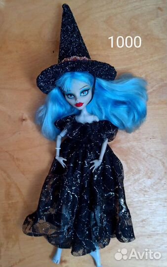 Кукла Bratz, monster high