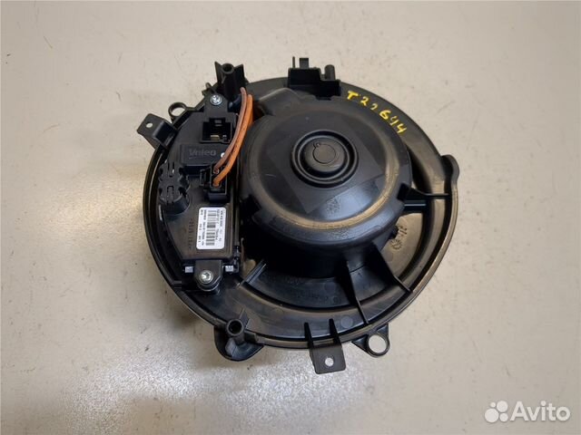 Двигатель отопителя Audi A3, 2016