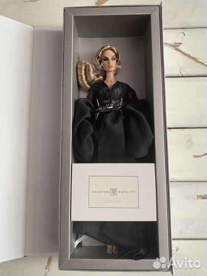 Кукла Integrity Toys Luchia Zadra Fashion royalty