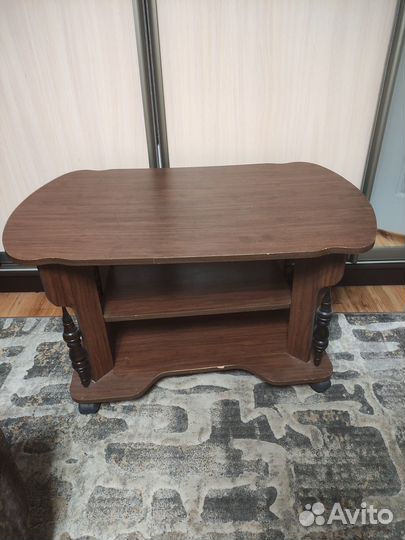 Журнальный столик бу