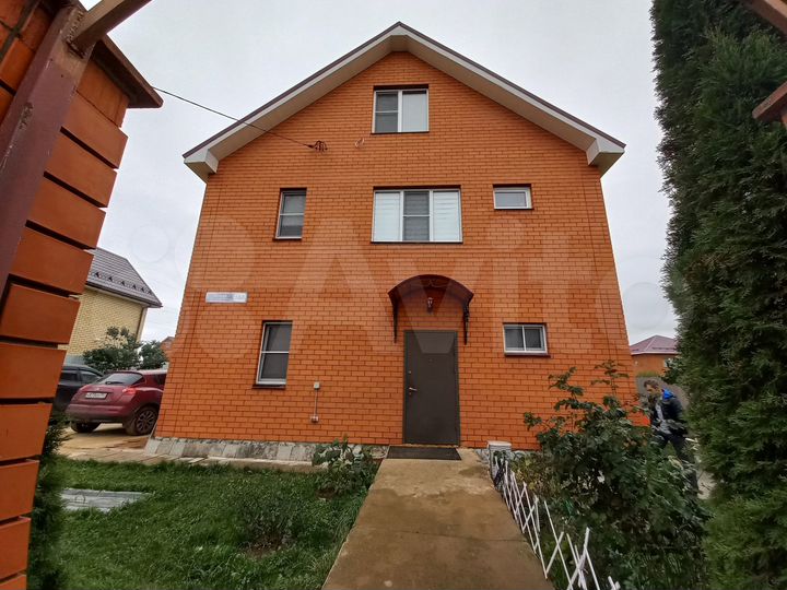 Дом 207 м² на участке 6 сот.