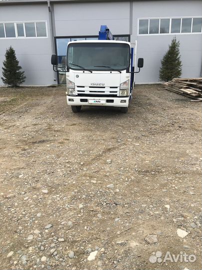 Isuzu NQR75 с КМУ, 2012