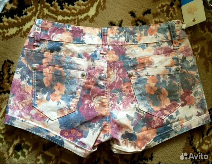 Джинсовые шорты