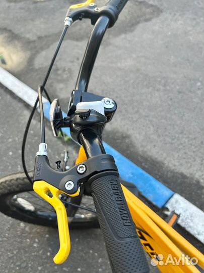 Детский велосипед royal baby 18