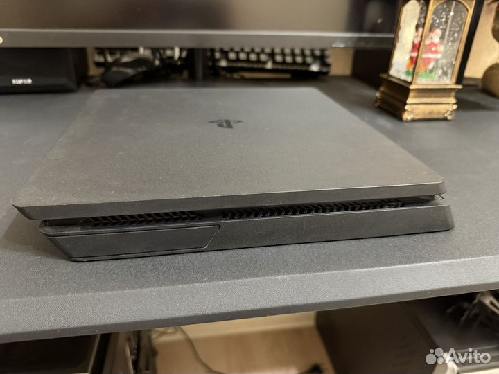 Sony playstation 4 Slim