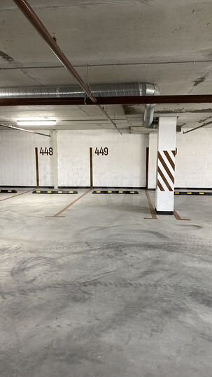 Машиноместо, 13 м²