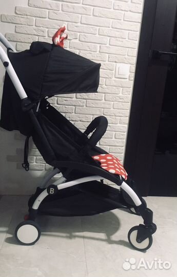 Прогулочная коляска yoya