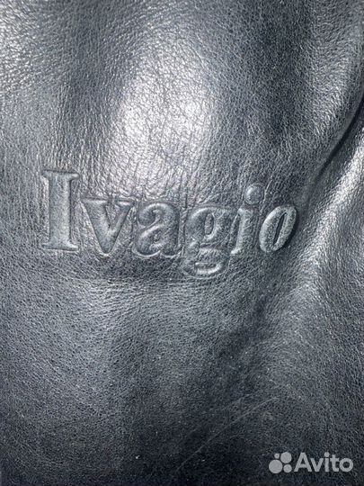 Кожаная куртка Ivagio