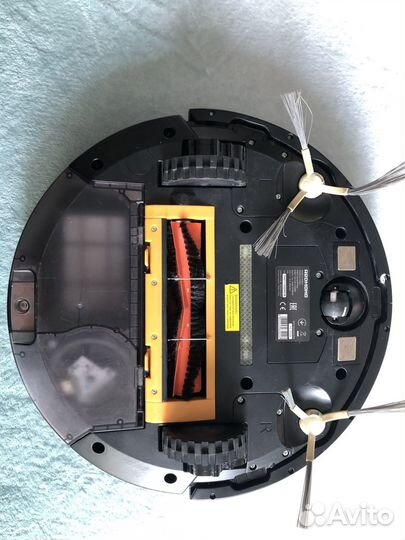 Робот пылесос Redmond rv r650s