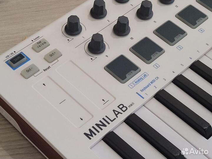 Arturia MiniLab mk2