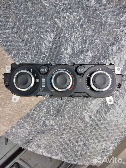 Блок управления печкой форд фокус 3